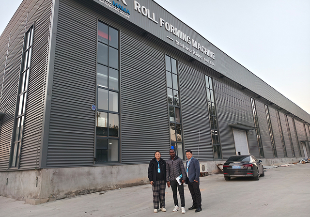 steel roll forming machine