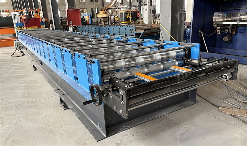 trapezoidal sheet roll forming machine.jpg