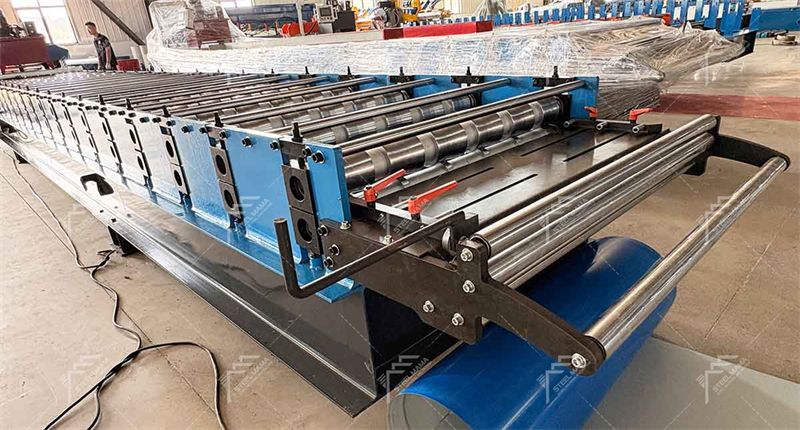 trapezoidal roof roll forming machine.jpg