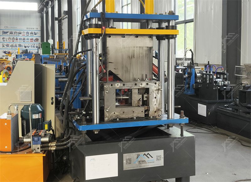 Steel Keel CZ Purlin Roll Forming Machine.jpg