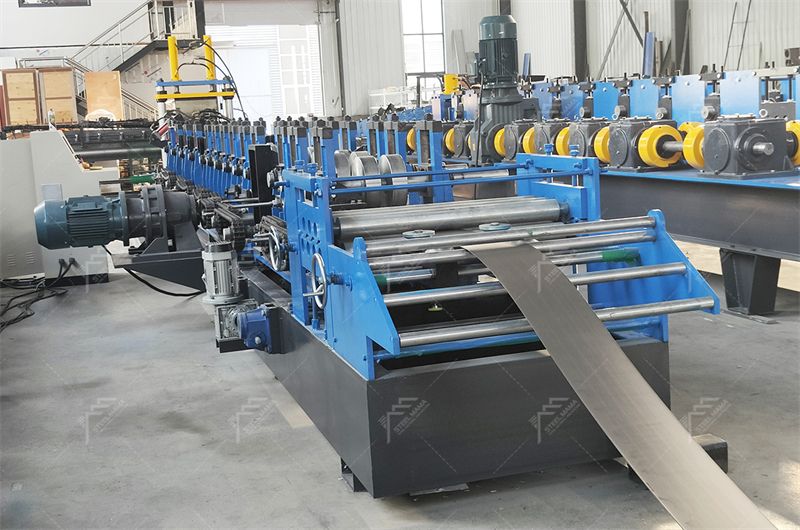 cz purline cold roll forming machine.jpg
