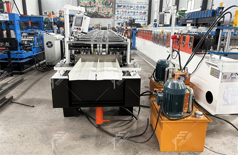 Standing Seam Roll Forming Machine.jpg