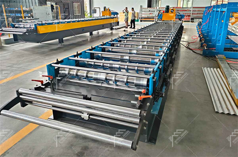 Trapezoidal cold roof panel forming machine.jpg