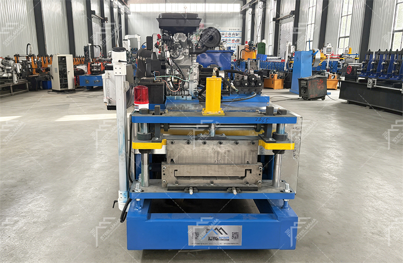 Kr18 Standing Seam Roll Forming Machine.jpg