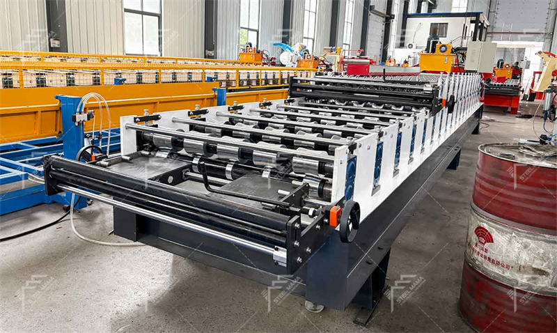 roof panel making Double Layer Machine.jpg